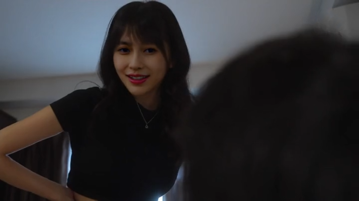 AI换脸 angelbaby杨颖 长腿姐姐步步缠食 失去理智沦为玩具