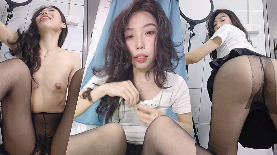 【施施】反差婊骚母狗，黑丝高跟道具狂插，扣穴喷水好骚 (2)